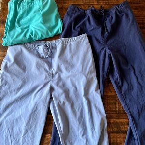 Scrubs L lot of 3 scrub pants